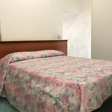 Ferienwohnung Joseph 2 San Benedetto del Tronto Exterior foto
